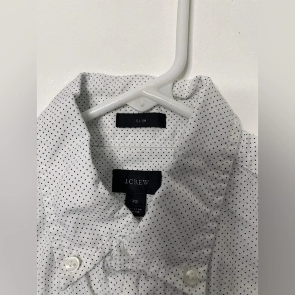 White J.Crew polkadot long sleeve button down size‎ xs